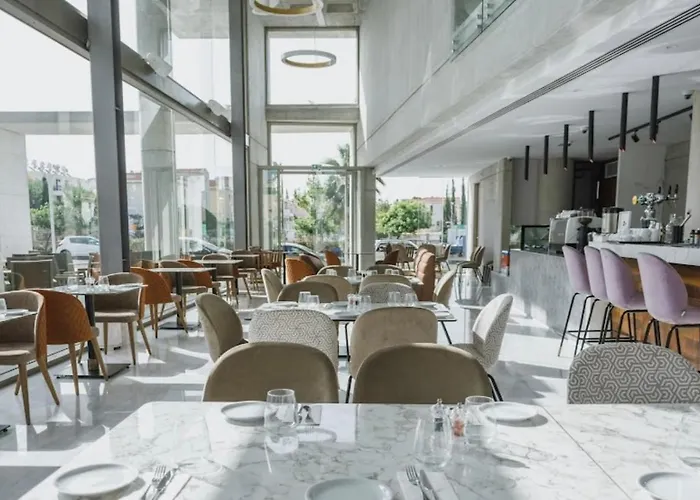 Luxury At Elysia Park, Pool, Spa, Balcony *