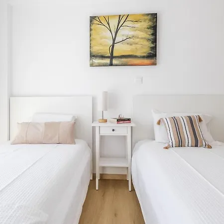 Luxury At Elysia Park, Pool, Spa, Balcony *