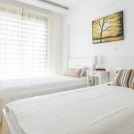 Luxury At Elysia Park, Pool, Spa, Balcony * بافوس