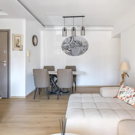 Luxury At Elysia Park, Pool, Spa, Balcony *