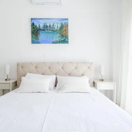 Luxury At Elysia Park, Pool, Spa, Balcony شقة *
