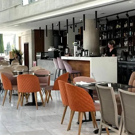 Luxury At Elysia Park, Pool, Spa, Balcony * بافوس