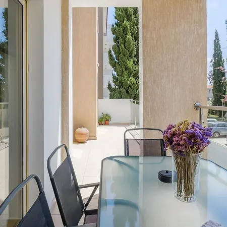 Luxury At Elysia Park, Pool, Spa, Balcony شقة بافوس