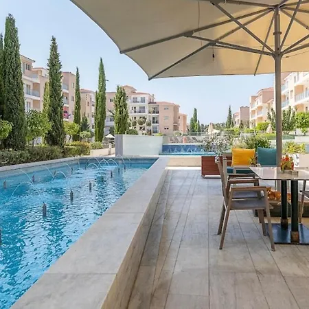Luxury At Elysia Park, Pool, Spa, Balcony بافوس