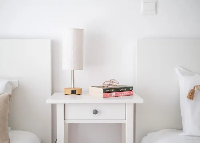 Luxury At Elysia Park, Pool, Spa, Balcony Lejlighed