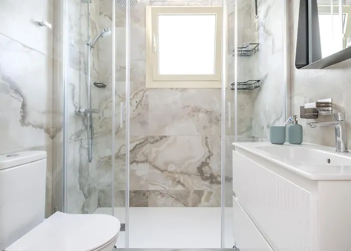 Luxury At Elysia Park, Pool, Spa, Balcony * Paphos