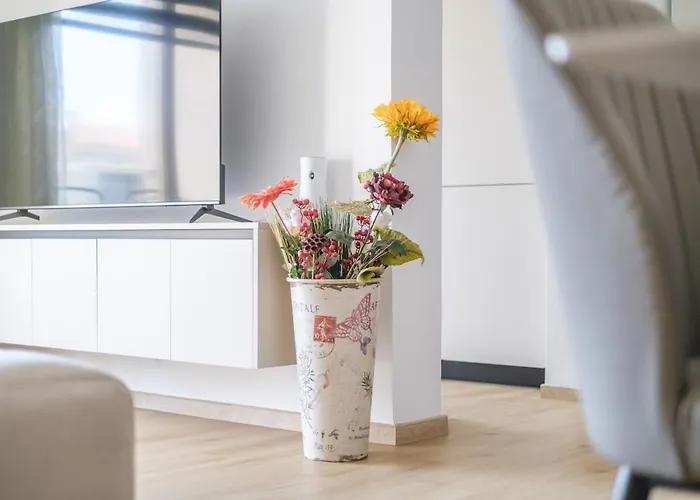 Luxury At Elysia Park, Pool, Spa, Balcony * Paphos